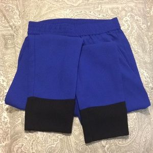 Banana Republic trouser pant w elastic waistband.